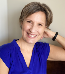 Jennifer Bogaart (v)